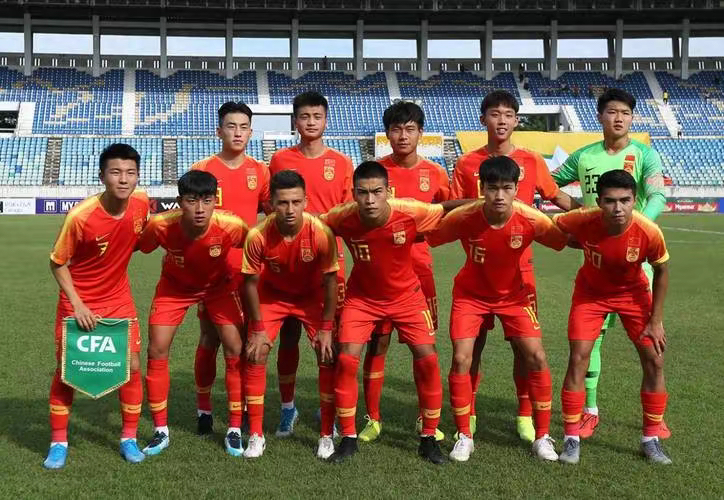 首发阵容出炉，球员状态备受关注的简单介绍