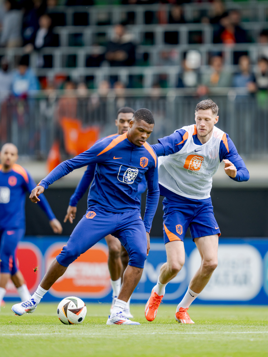 欧洲足球盛宴继续燃烧，队伍展现团结力量的简单介绍