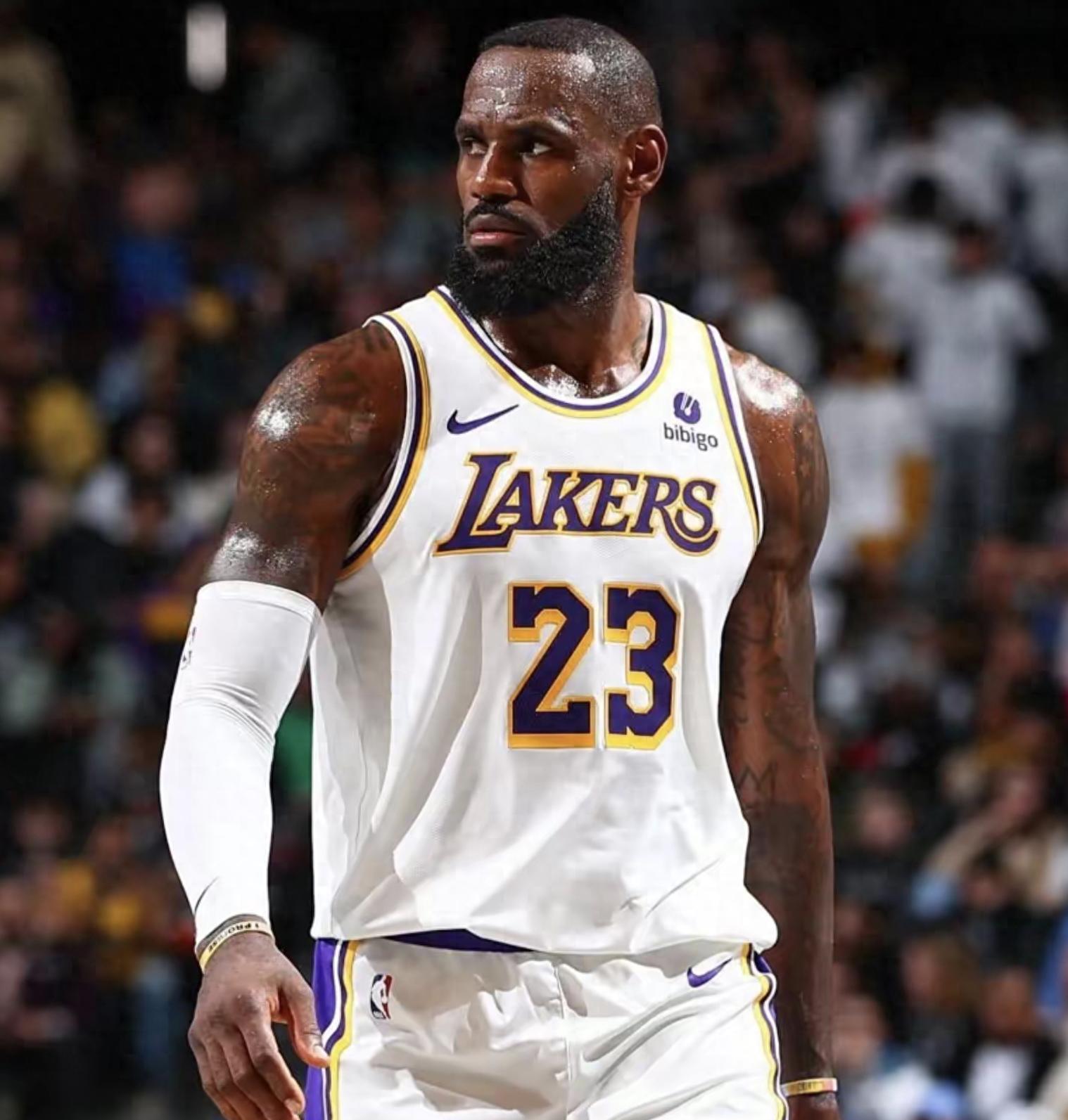 湖人中锋恢复状态出战精彩表现令人期待