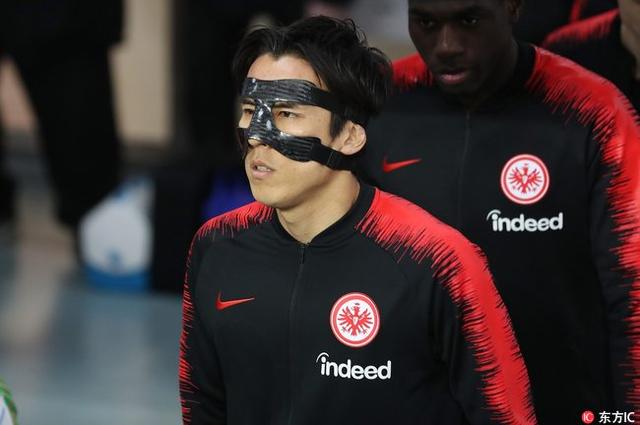 法兰克福恩比赛，杜塞尔多夫力争翻盘