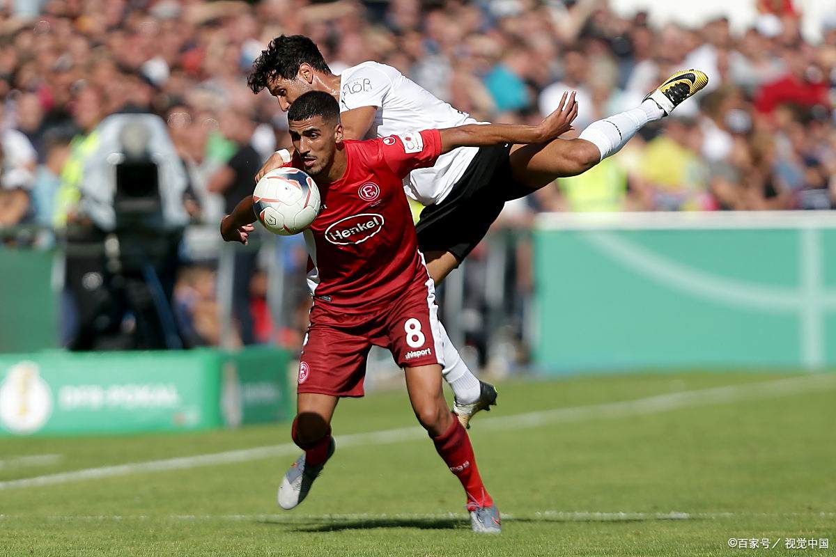 法兰克福恩比赛，杜塞尔多夫力争翻盘