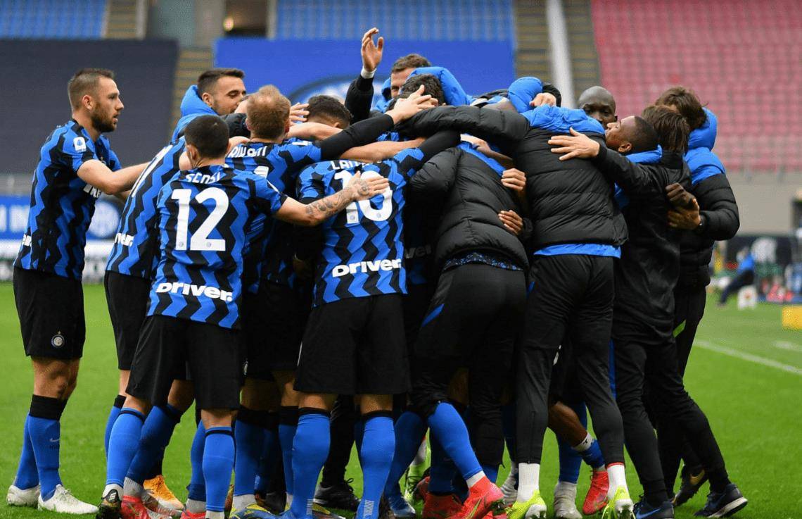 包含瓦朗谢纪录片刻被打破，客场告负的词条