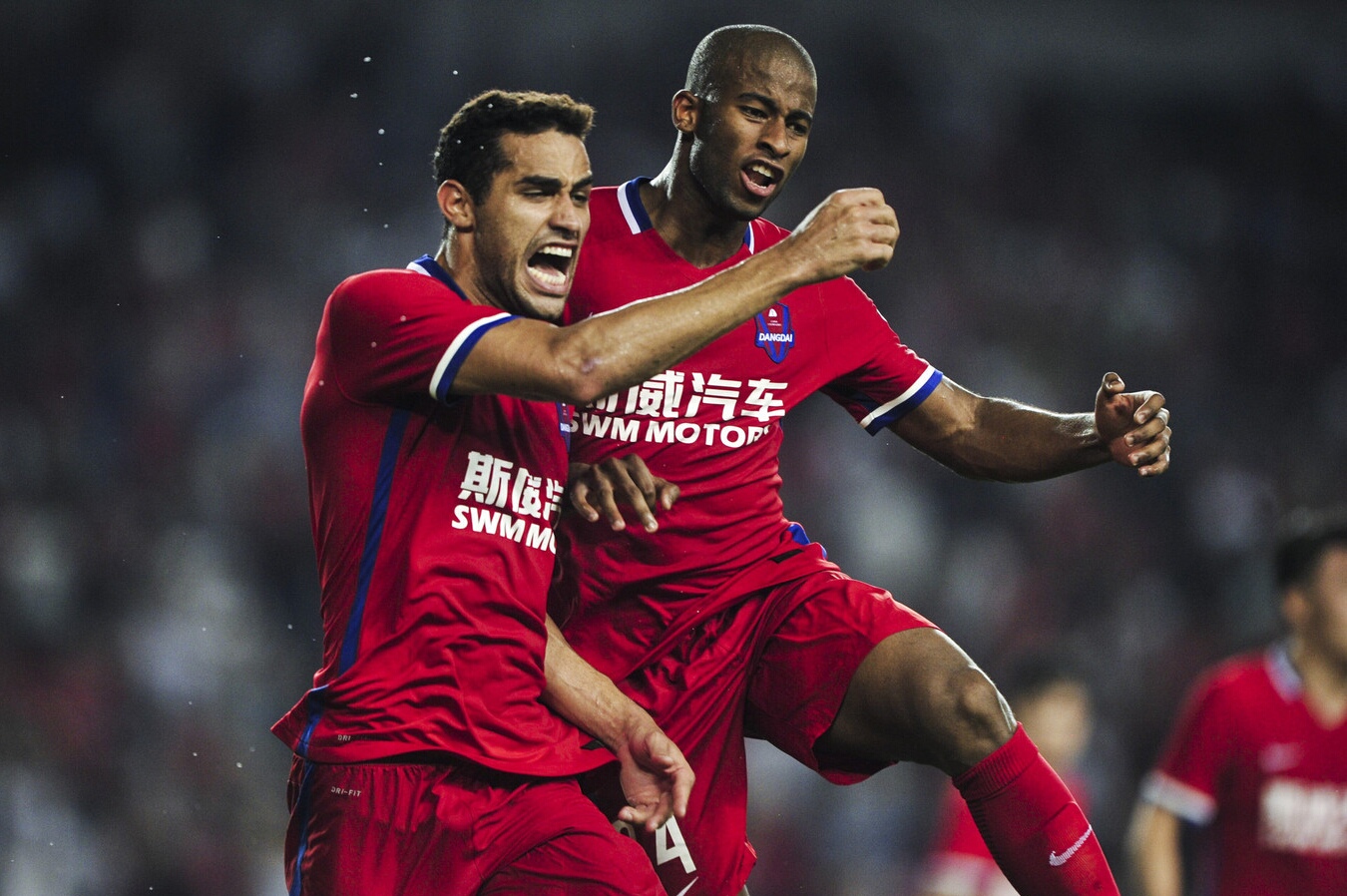 星空体育平台-关于深圳佳兆业与重庆斯威大战一场，谁将获胜？的信息