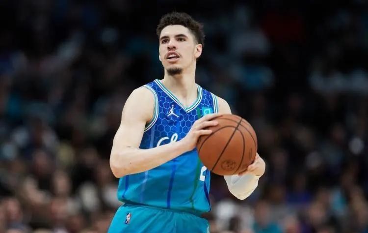 公牛胜黄蜂，拉文狂进30分的简单介绍