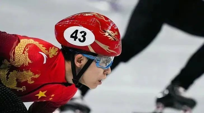 韩国动作派选手摘金，成为全国英雄